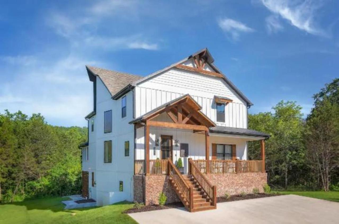 Premier Retreat With Hot Tub, Theater & Pool Table Βίλα Hollister Εξωτερικό φωτογραφία