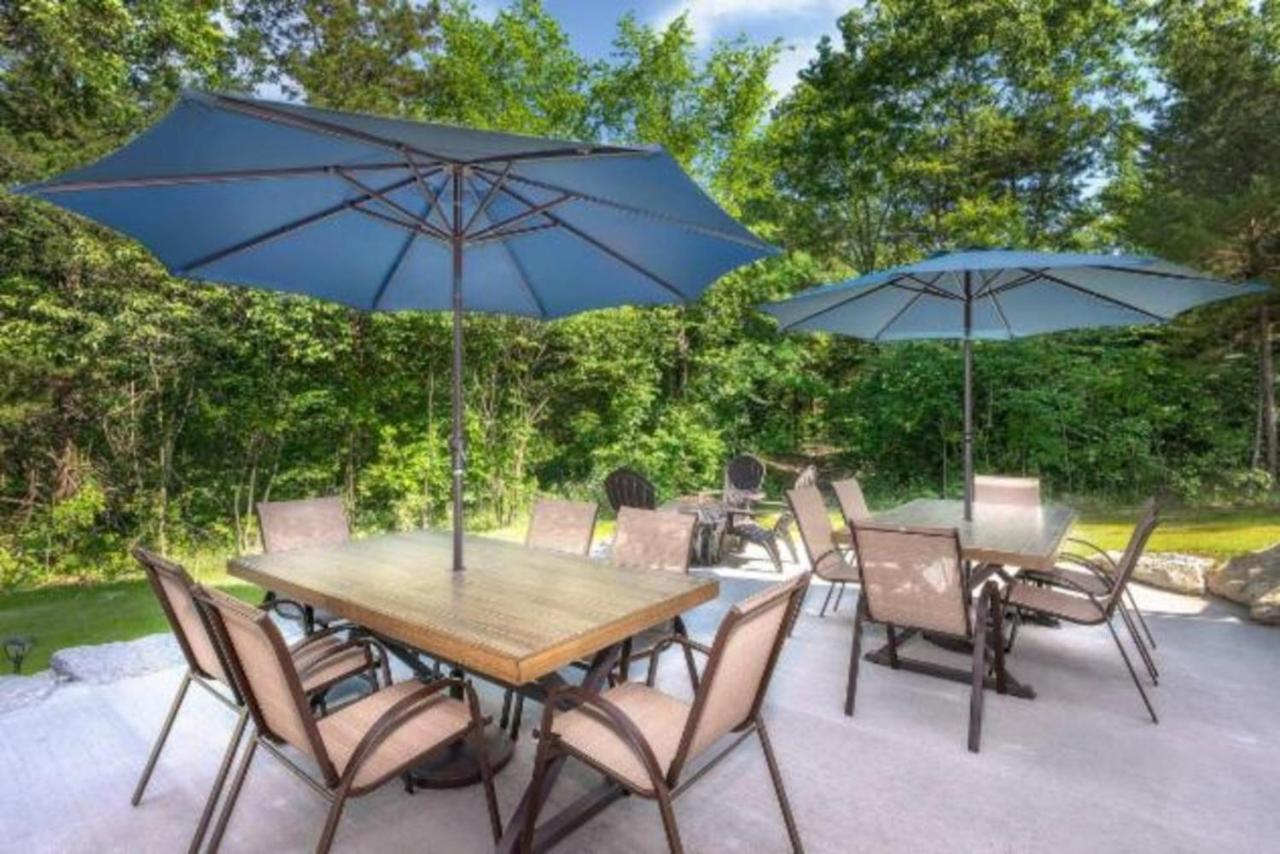 Premier Retreat With Hot Tub, Theater & Pool Table Βίλα Hollister Εξωτερικό φωτογραφία