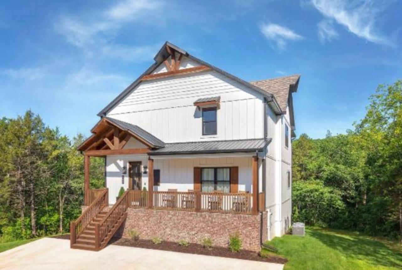 Premier Retreat With Hot Tub, Theater & Pool Table Βίλα Hollister Εξωτερικό φωτογραφία