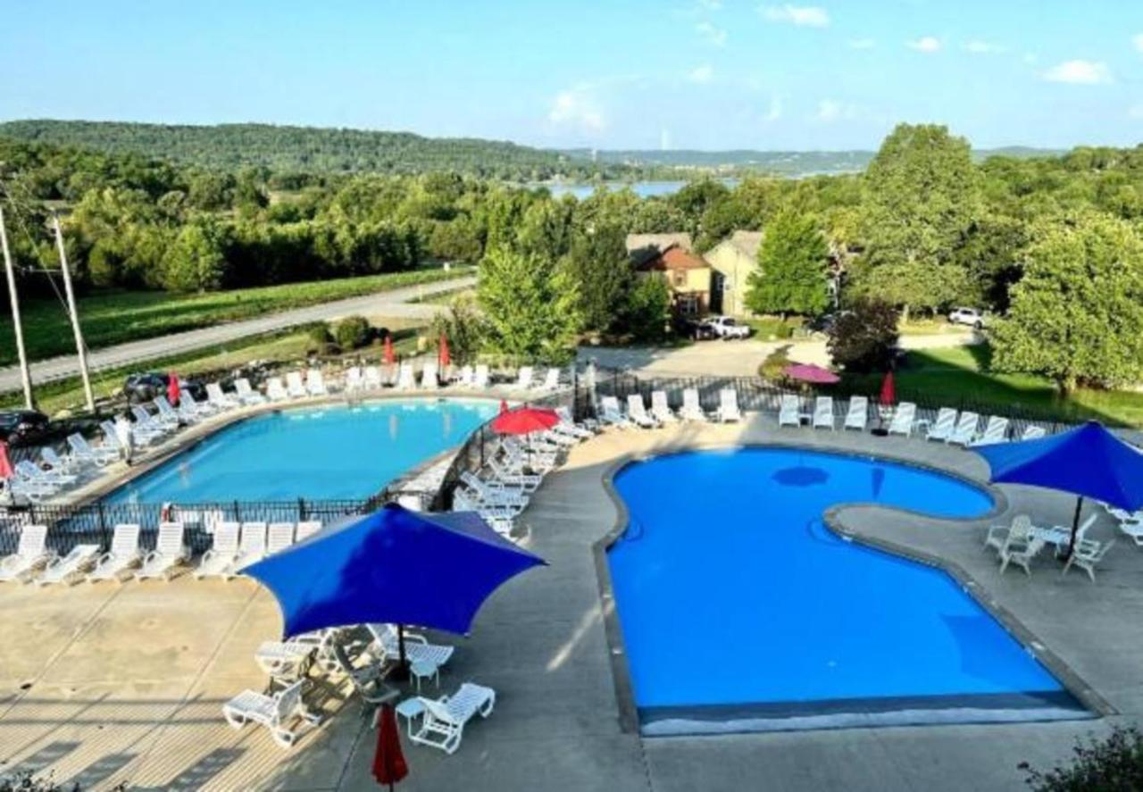 Premier Retreat With Hot Tub, Theater & Pool Table Βίλα Hollister Εξωτερικό φωτογραφία