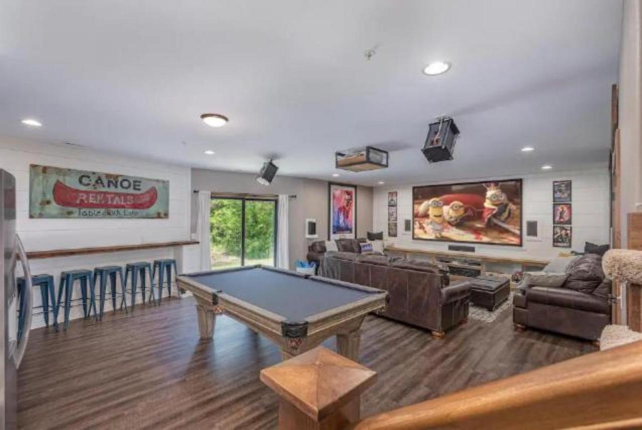 Premier Retreat With Hot Tub, Theater & Pool Table Βίλα Hollister Εξωτερικό φωτογραφία