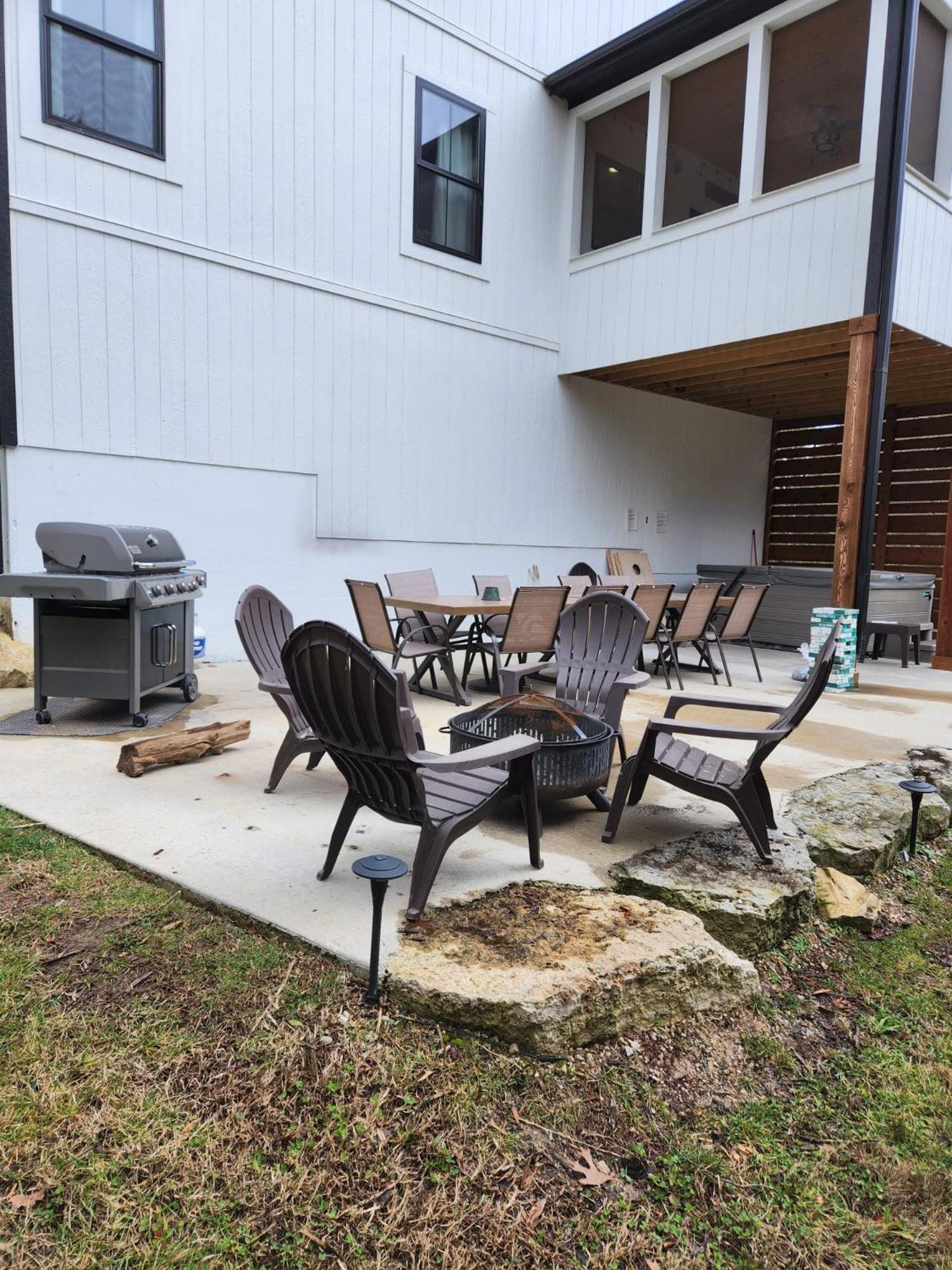 Premier Retreat With Hot Tub, Theater & Pool Table Βίλα Hollister Εξωτερικό φωτογραφία